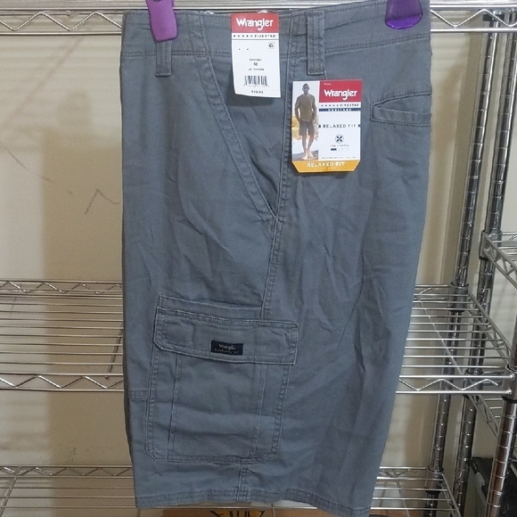 Wrangler Other - Wrangler Men's Cargo Shorts in Charcoal